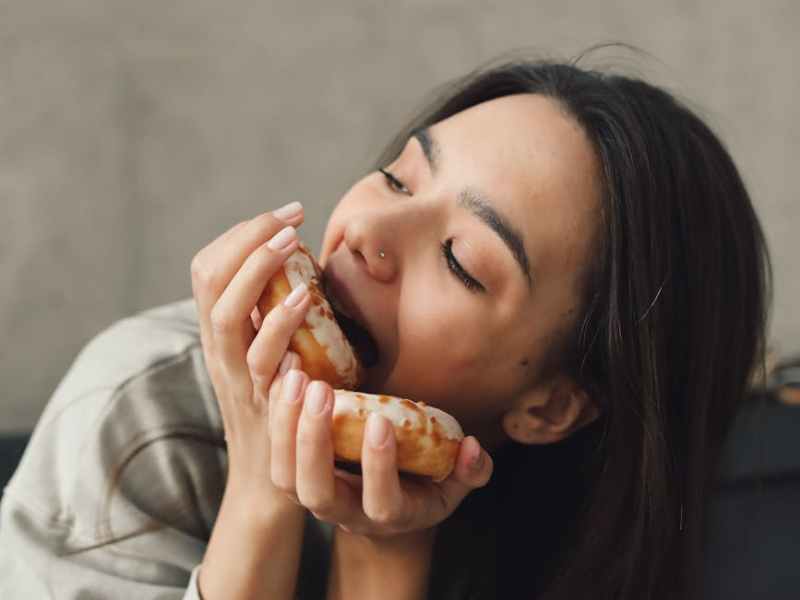 Womanhood Diaries, Vol. 6: Good Girls Don’t Eat&nbsp;Doughnuts